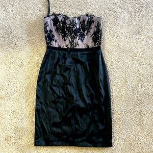 White House black market lace and satin dress, great condition.
